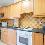 Appartamento 120 - Two Bed - Sleeps 4 - Parking Galway