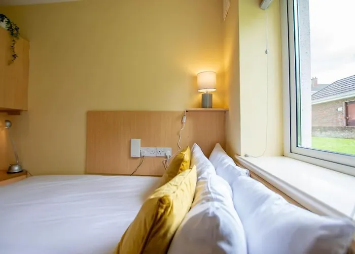 120 - Two Bed With Parking Apartamento *